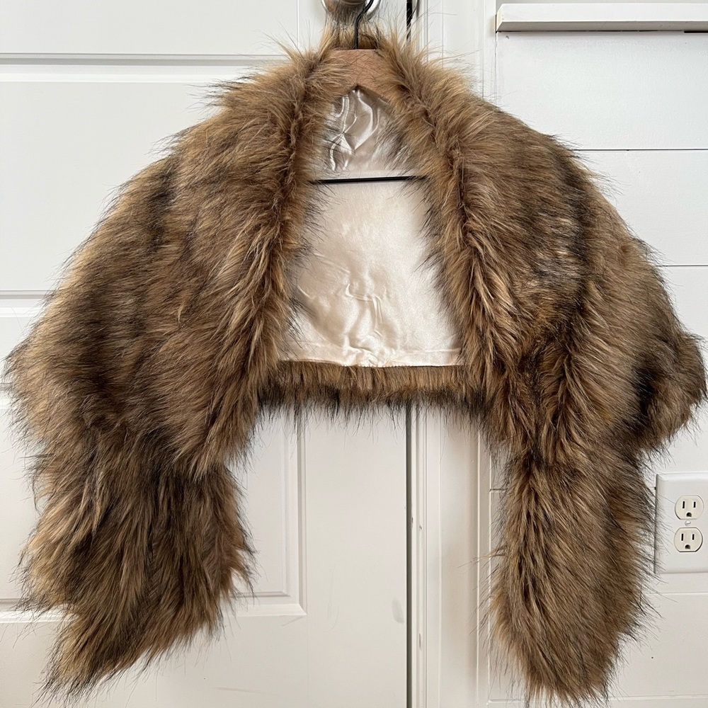 Faux Fur Shaw / Shawl